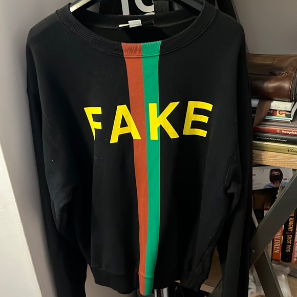 Stunning Gucci Sweater Size M - Picture 1 of 4